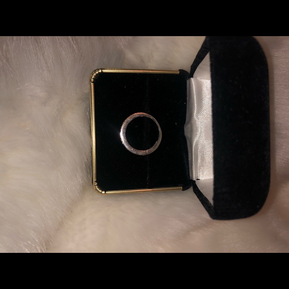 Real diamond ring - Picture 3 of 8